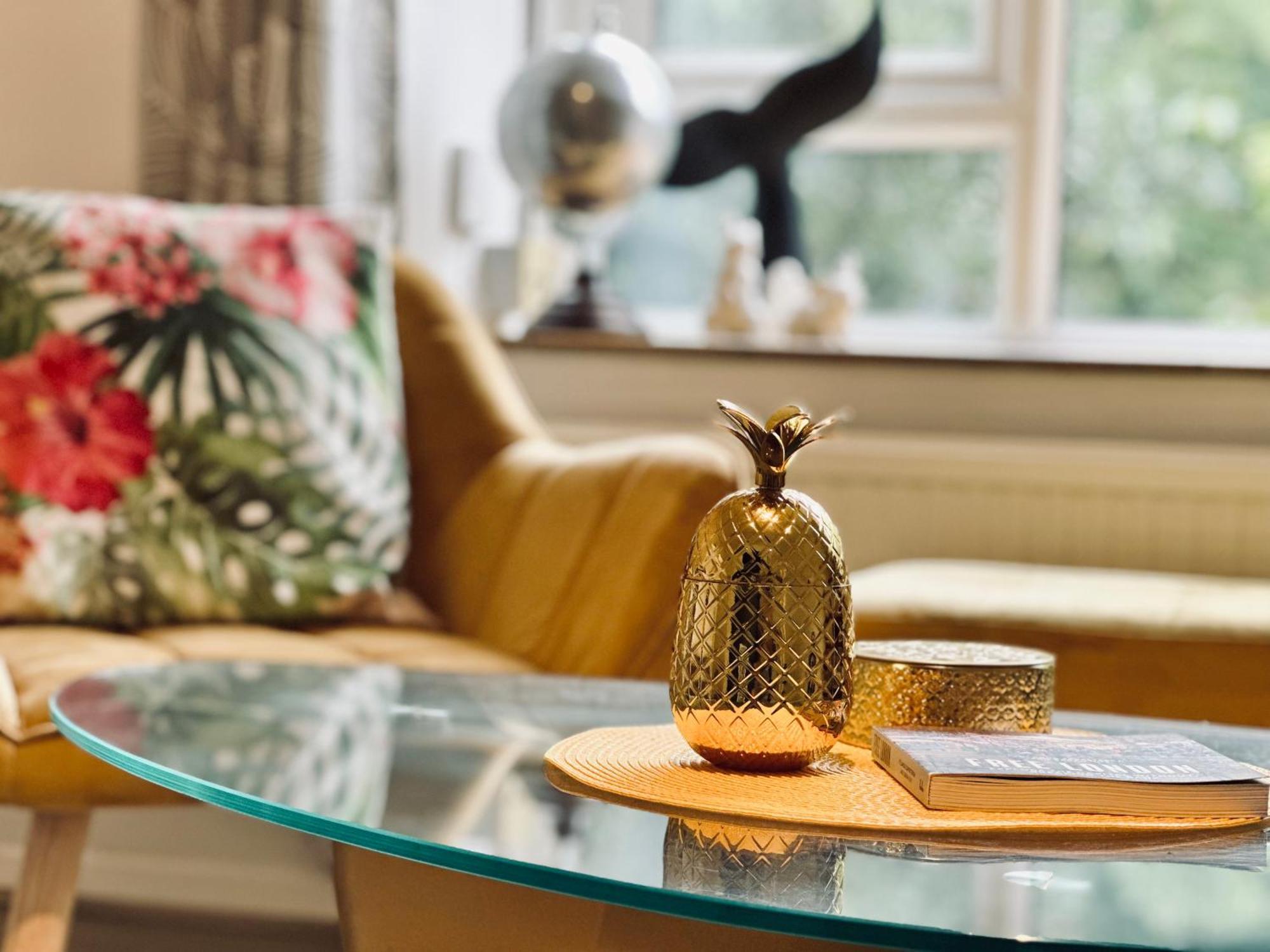 Spacious, Stylish Appartment Close To Transport London Eksteriør bilde